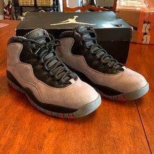 Jordan 10’s cool grey/infrared-black